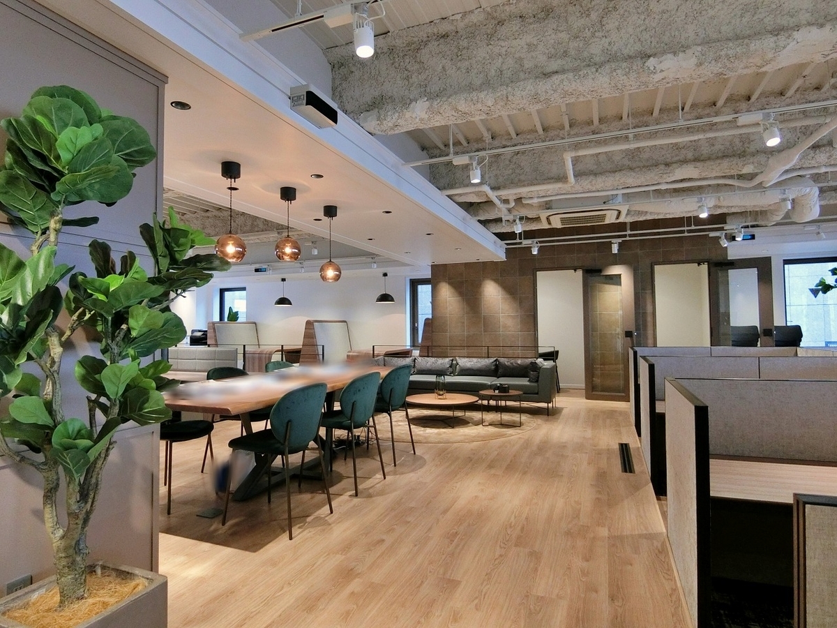 オフィスラウンジ